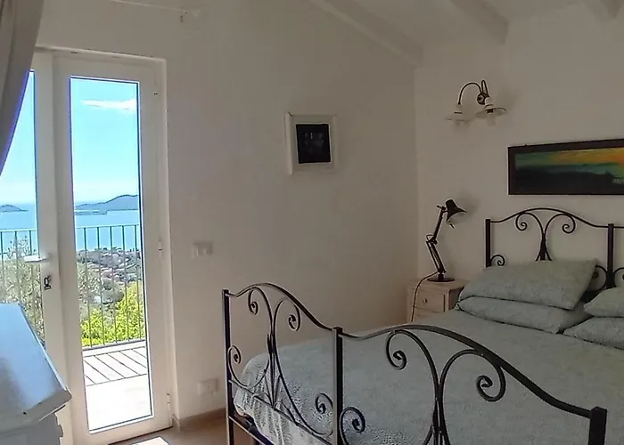 Holiday home Sul Golfo *